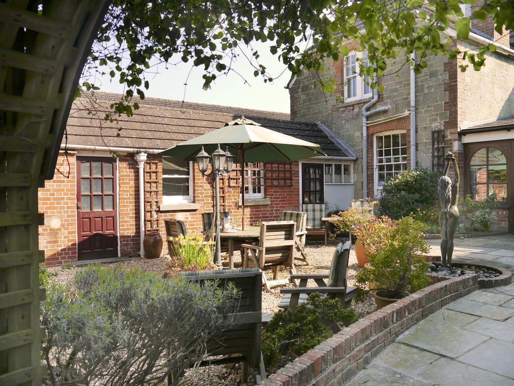 Guest house La Fleur De Lys 4*